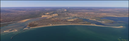 Carnarvon from Ocean - WA (PBH3 00 7568)