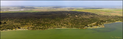 Coorong NP Shacks - SA (PBH3 00 31221)