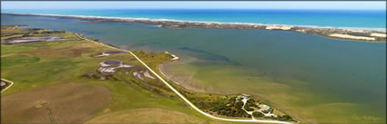 Coorong NP Shacks - SA (PBH3 00 31236)