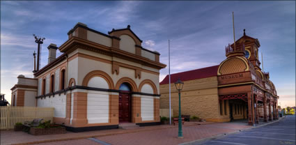 Customs House - Port Pirie - SA T (PBH3 00 21382)