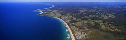 Diamond Beach-Hallidays Pt - NSW (PB00 6055)