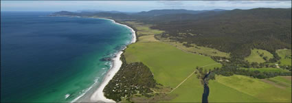 Douglas River - TAS H (PBH3 00 1057)