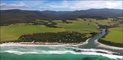 Douglas River - TAS T (PBH3 00 27216)