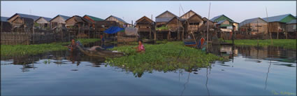 Floating Village (PBH3 00 13695)