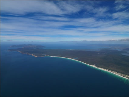 Friendly Beaches - TAS (PBH3 00 1067)