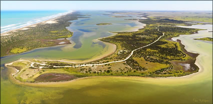 Hacks Point- Coorong NP - SA T (PBH3 00 31250)