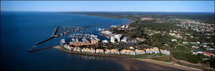 Hervey Bay Marina - QLD (PB00    )