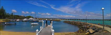 Jetty - Forster - NSW H (PBH3 00 0235)