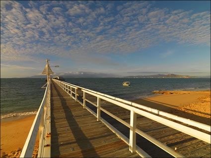 Jetty - Magnetic Island - QLD (PBH3 00 2432)