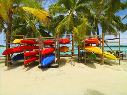 Kayaks - Aitutaki - SQ (PBH3 00 1294)