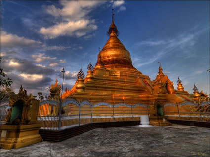 Kuthodaw Paya - Mandalay SQ (PBH3 00 14729)