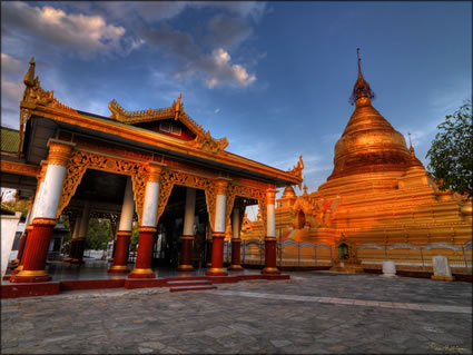 Kuthodaw Paya - Mandalay SQ (PBH3 00 14732)