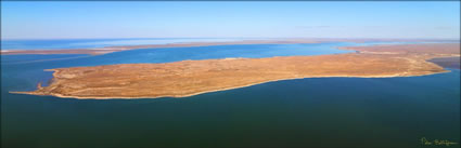 Lake Eyre - SA (PBH3 00 29635)