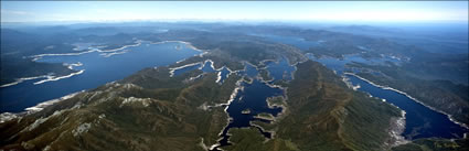 Lake Gordon and Lake Pedder TAS (PB00 5350)