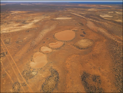 Lake MacLeod - Carnarvon - WA (PBH3 00 7563)