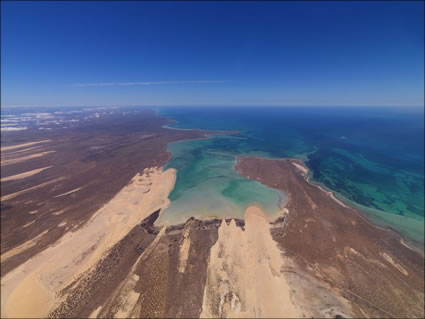 Louisa Bay - Shark Bay - WA (PBH3 00 4897)