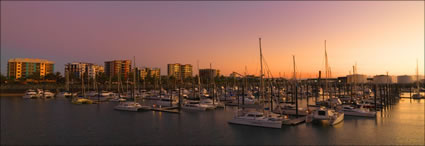 Mackay Marina - QLD (PBH3 00 2365)