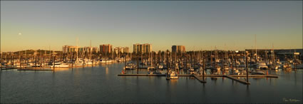 Mackay Marina - QLD (PBH3 00 2373)