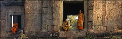 Monks (PBH3 00 13607)