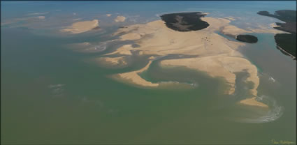 Montgomery Reef - WA T (PBH3 00 11165)