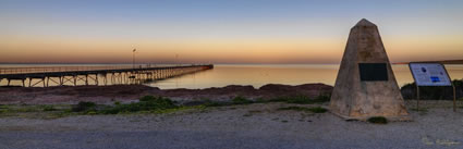 Monument - Fowlers Bay - SA (PBH3 00 28846)