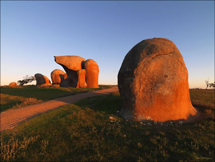 Murphys Haystacks - SA (PBH3 00 3176)