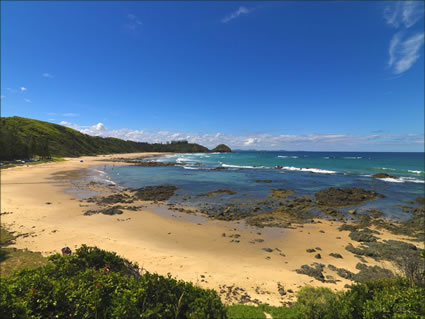 Nobbys Beach Port Macquarie SQ (PBH3 00 0180)