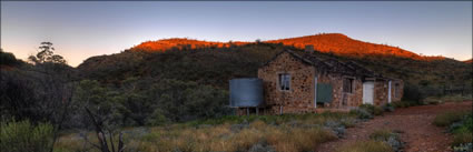 Nudamutana Hut - Arkaroola - SA (PBH3 00 18363)