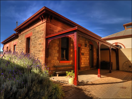 Old Police Station Pt Pirie SA SQ (PBH3 00 21458)