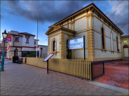 Old Port Pirie Courthouse SA SQ (PBH3 00 21140)