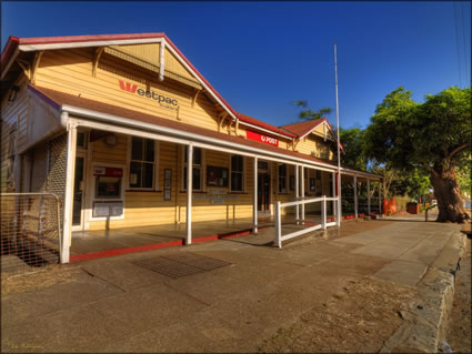 Old Post Office - QLD SQ (PBH3 00 13343)