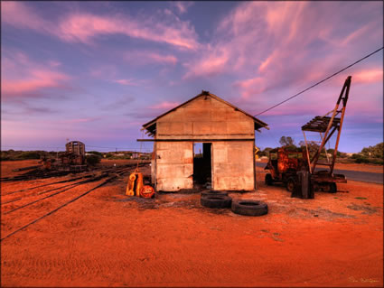 Old Railway - Carnarvon - WA SQ (PBH3 00 7595)