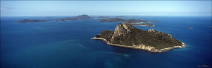 Pentacost Island - Whitsundays - QLD (PB00 3450)