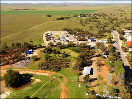 Peterborough Caravan Park - SA SQ (PBH3 00 29959)