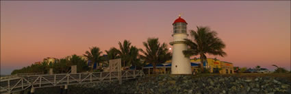 Pine Islet Lighthouse - QLD (PBH3 00 2367)