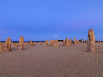 Pinnacles Sunrise - WA SQ (PBH3 00 4638)