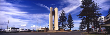 Point Danger Lighthouse - NSW - QLD (PB00 4350)