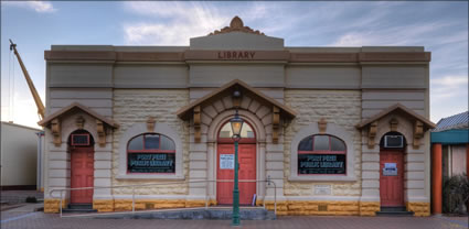 Port Pirie Library - SA T (PBH3 00 21391)