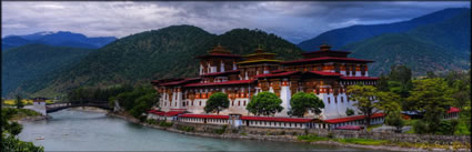 Punakha Dzong (PBH3 00 24199)