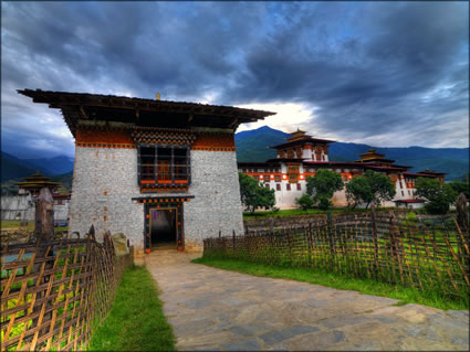 Punakha Dzong SQ (PBH3 00 24193)