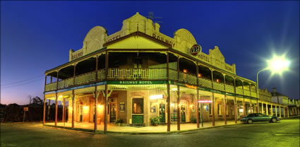 Railway Hotel - Grenfell - NSW T (PBH3 00 17862)