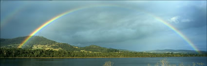 Rainbow at Huonville - TAS (PB00 5758)