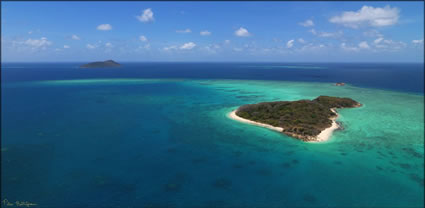 Rocky Islets - QLD T  (PBH3 00 13474)