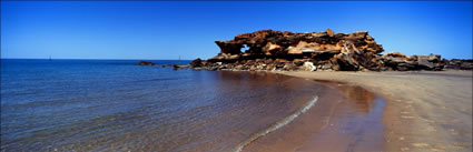 Roebuck Bay Rocks - Broome- WA (PB00 4474)