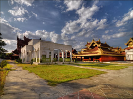 Royal Palace - Mandalay SQ (PBH3 00 14682)