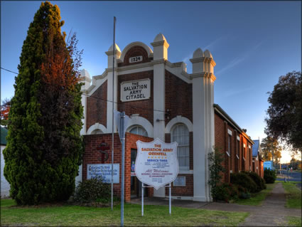 Salvation Army - Grenfell NSW SQ (PBH3 00 17520)