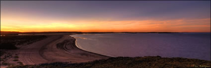 Settlers Beach - Cossack - WA (PBH3 00 10192)