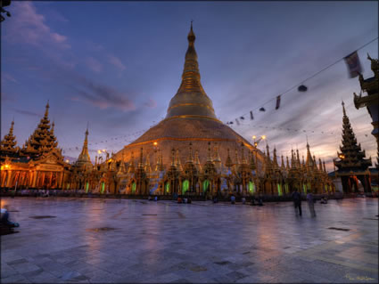 Shwedagon Paya SQ (PBH3 00 14497)