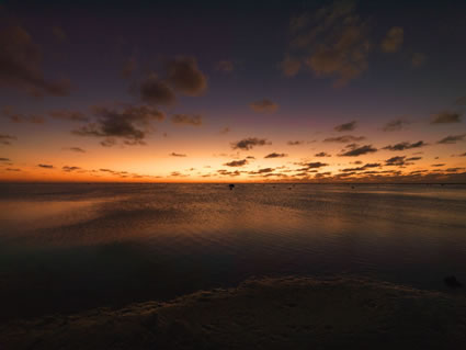 Sunset - Aitutaki SQ (PBH3 00 2047)