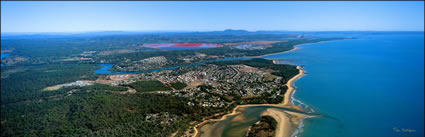 Tannum Sands Looking North - QLD (PB00     )